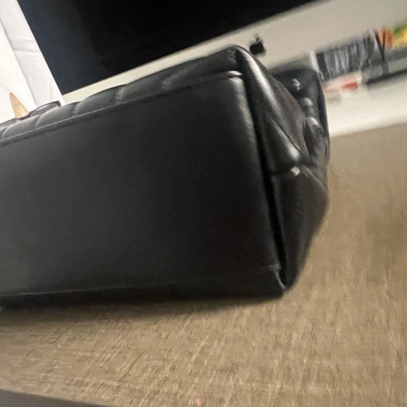 💥SOLD💥lou Medium YSL Shoulder Bag in Quilted Leather - Picture 5 of 6